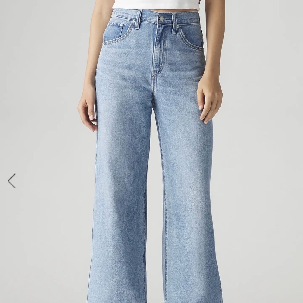 Light Wash Wide Leg Cinch Waist Women's Jeans - Classic High Rise